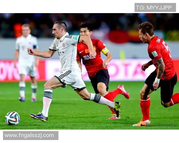 足球明星与国旗的荣耀之争谁才是最强象征